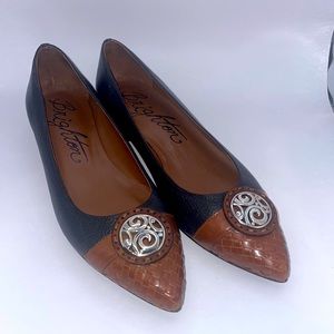 NWOT Brighton Black and Cognac Shoes size 7